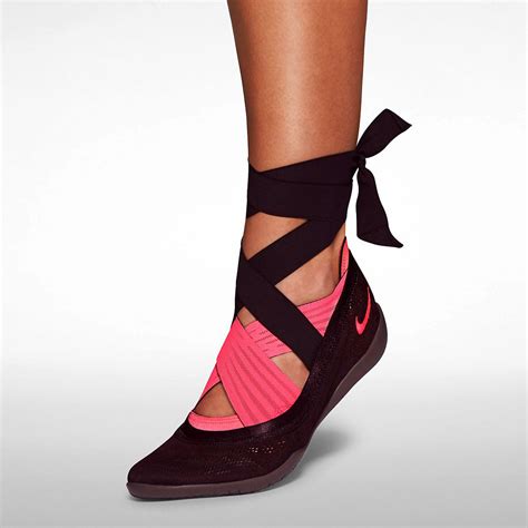 Studio Wrap Shoes. Nike.com